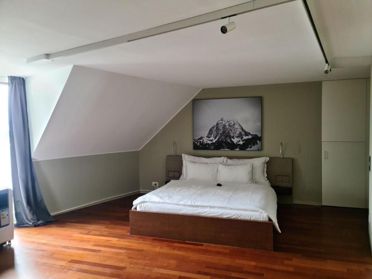 Lucerne Lake View Apartments Værelse billede
