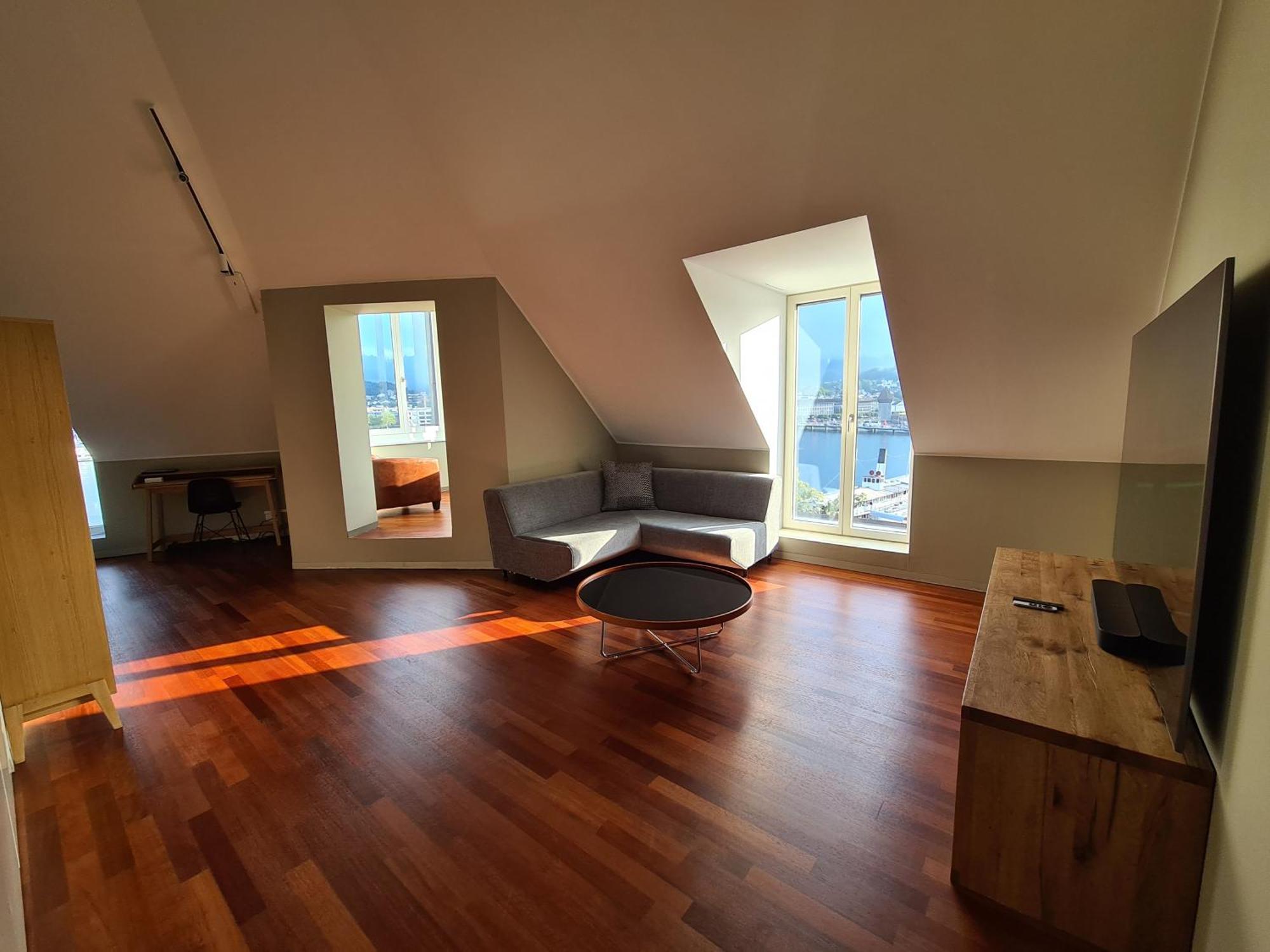 Lucerne Lake View Apartments Værelse billede